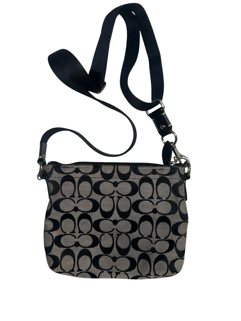 Coach compact signature